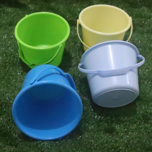 Children's portable plastic bucket thickened mini trumpet bucket toy bucket plastic bucket beach bucket wholesale scenic spot hot sale