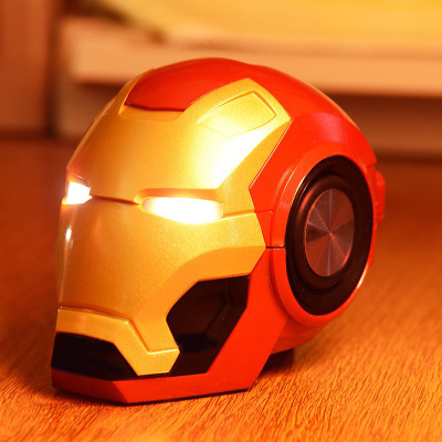 Iron Man helmet wireless Bluetooth audio mini gift subwoofer mobile phone card-inserting creative Iron Man speaker