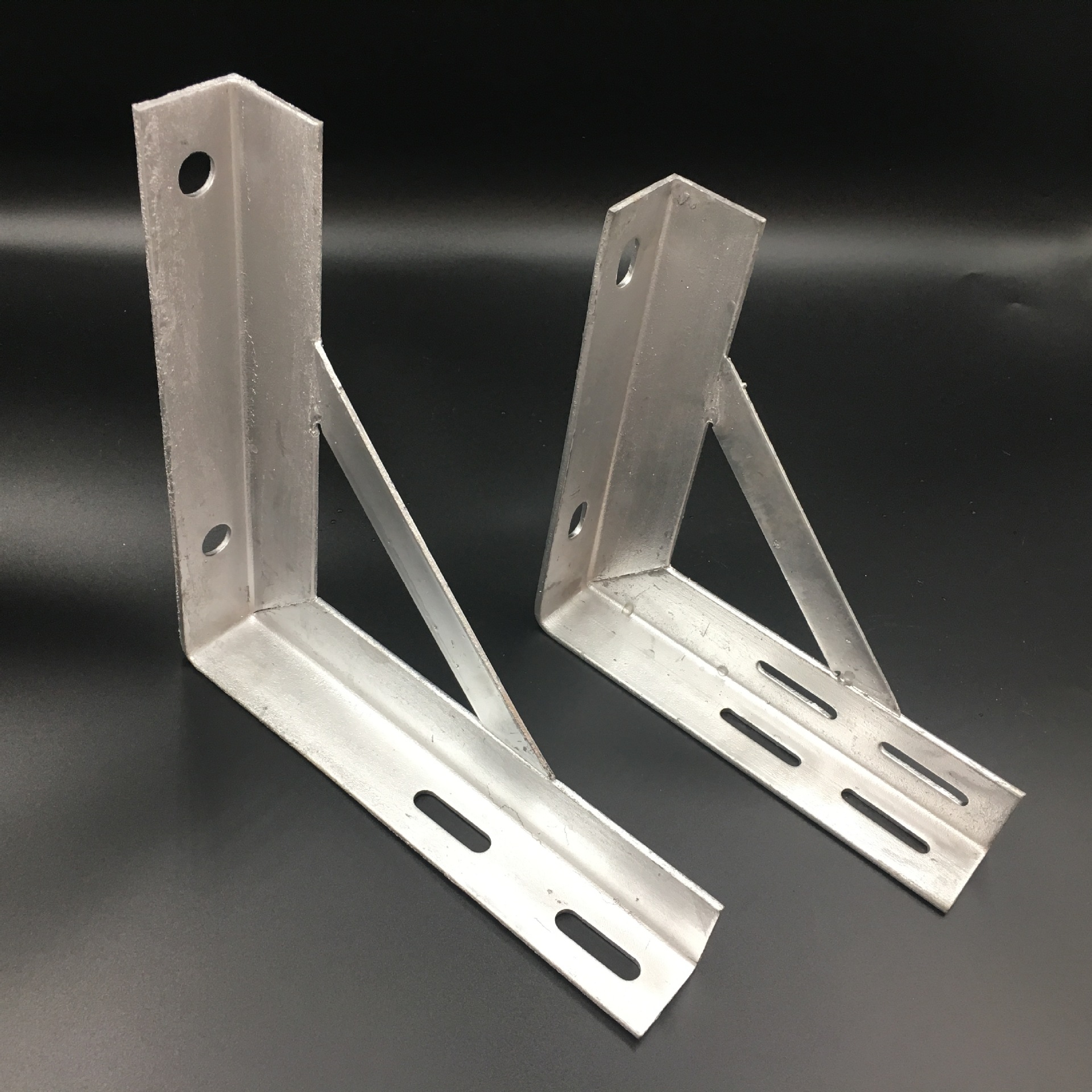 天然气管道喷塑固定支架三角支架L型角铁角钢消防管托架