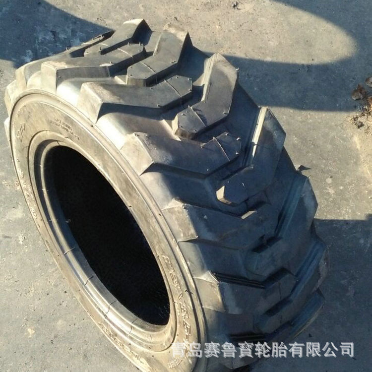 23*8.5-12 装载机 挖掘机 工程机械轮胎