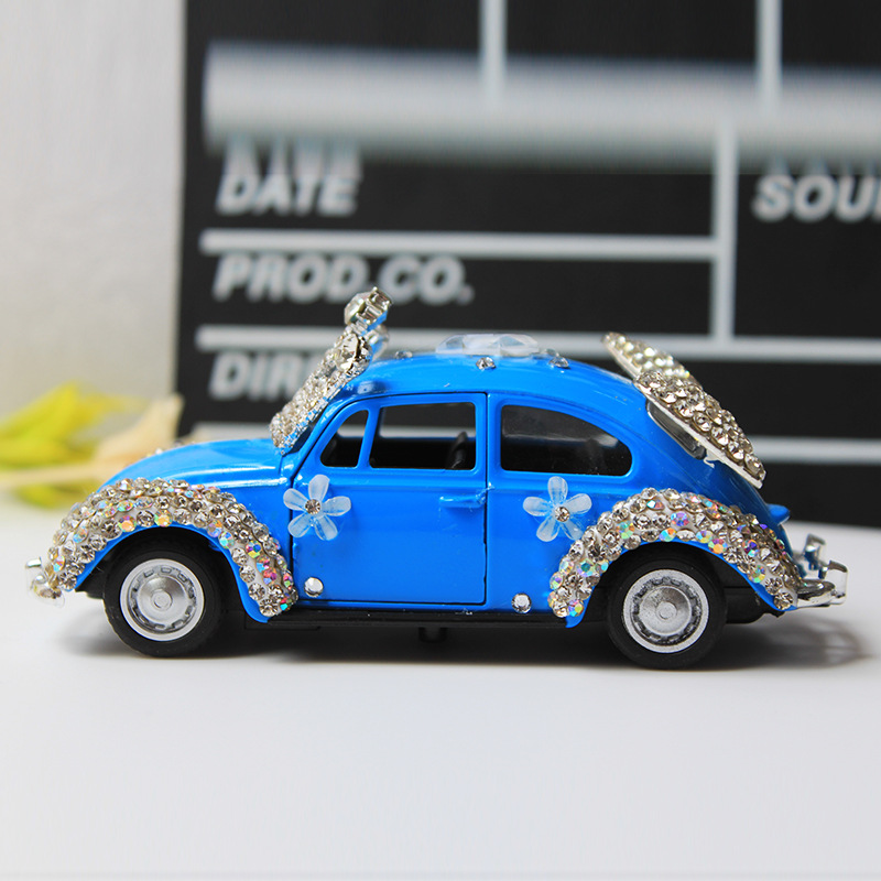 Adornos de automóviles, modelos de automóviles de aleación de automóviles, automóviles clásicos, decoraciones de automóviles con incrustaciones de diamantes creativos, bendiciones de bricolaje