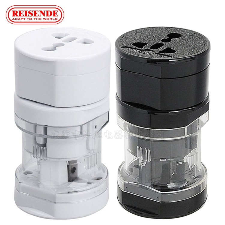 Universal plug for traveling