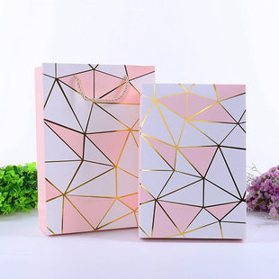 Manufacturer Wholesale Wedding Candy Gift Box Custom Valentine's Day Packaging Box Set Custom Creative Snack Flip Box