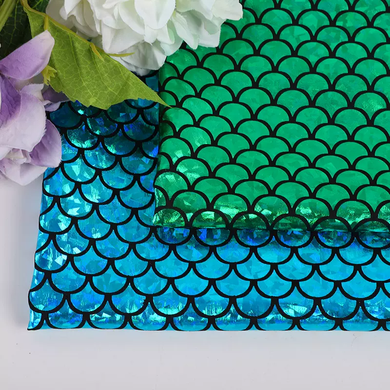 跨境工厂镭射烫金布加工四面弹美人鱼鱼鳞布料演出服泳装烫金面料