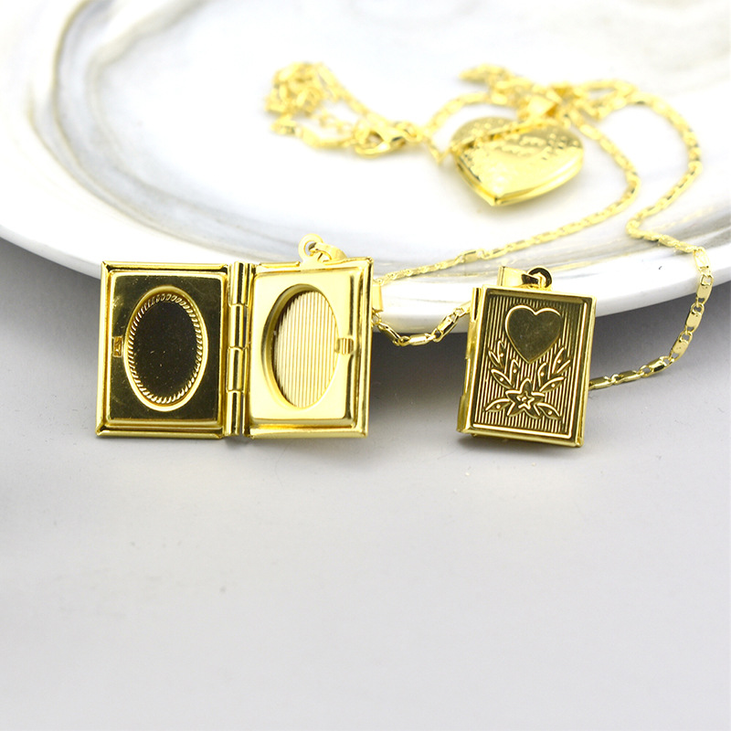 Jewelry creative DIY display couples, necklaces for men and women, photo box, environmentally friendly pendant, Sichen_voghion.com