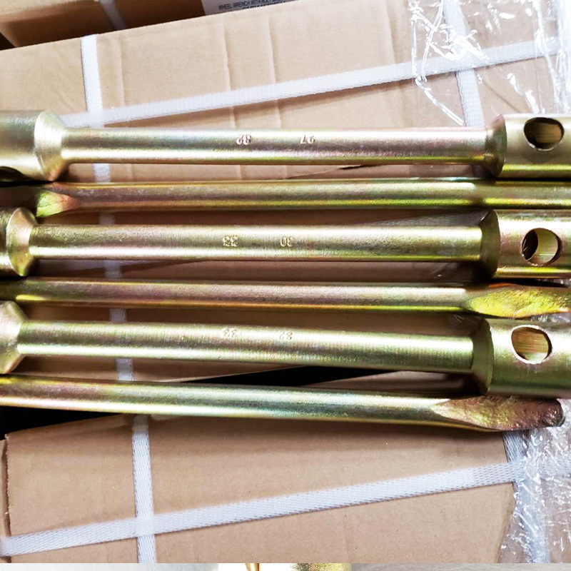 专业供应轮胎扳手 17mm-41mm各种轮胎套筒 厂家直销 质优价廉棘轮