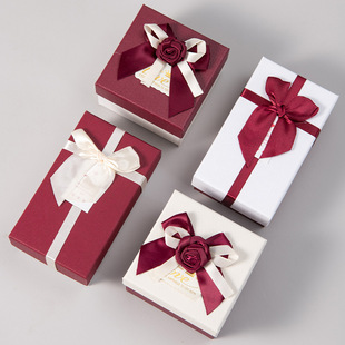 Heaven and Earth Cover Gift Box Bow Gift Box Valentine's Day Gift Box Packaging Hot Stamping Rice Krispie Treats Gift Box Customized