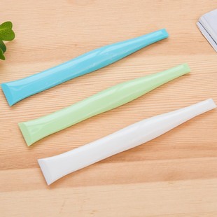 Household double-headed cleaning scraper multifunctional gas stove gap stain removal scraper creative cleaning scraper