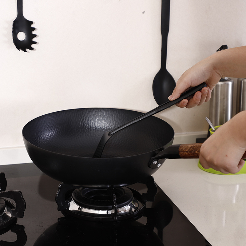 Fábrica al por mayor hogar multifunción olla de hierro sin recubrimiento Zhangqiu olla de hierro Cocina de Inducción de gas