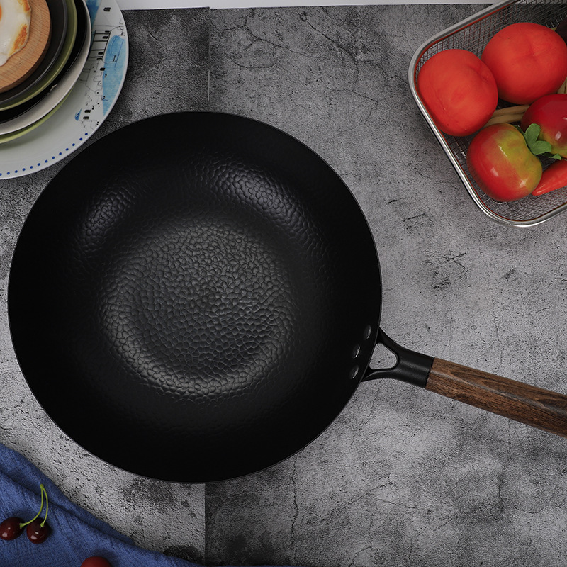 Fábrica al por mayor hogar multifunción olla de hierro sin recubrimiento Zhangqiu olla de hierro Cocina de Inducción de gas