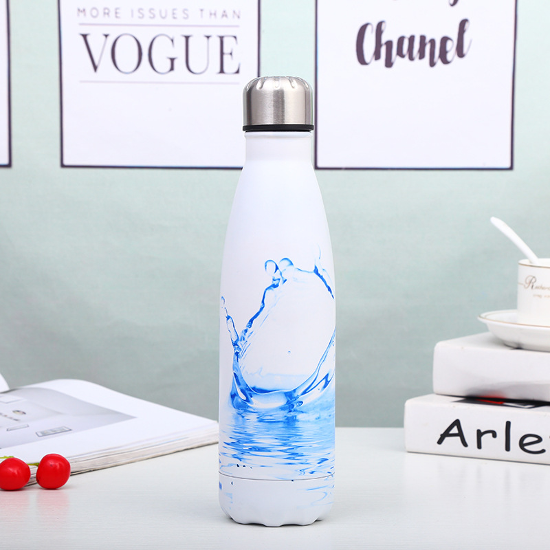 Simple deportes y ocio ventosa portátil al aire libre taza de agua del coche moda botella coque puesto diario por mayor