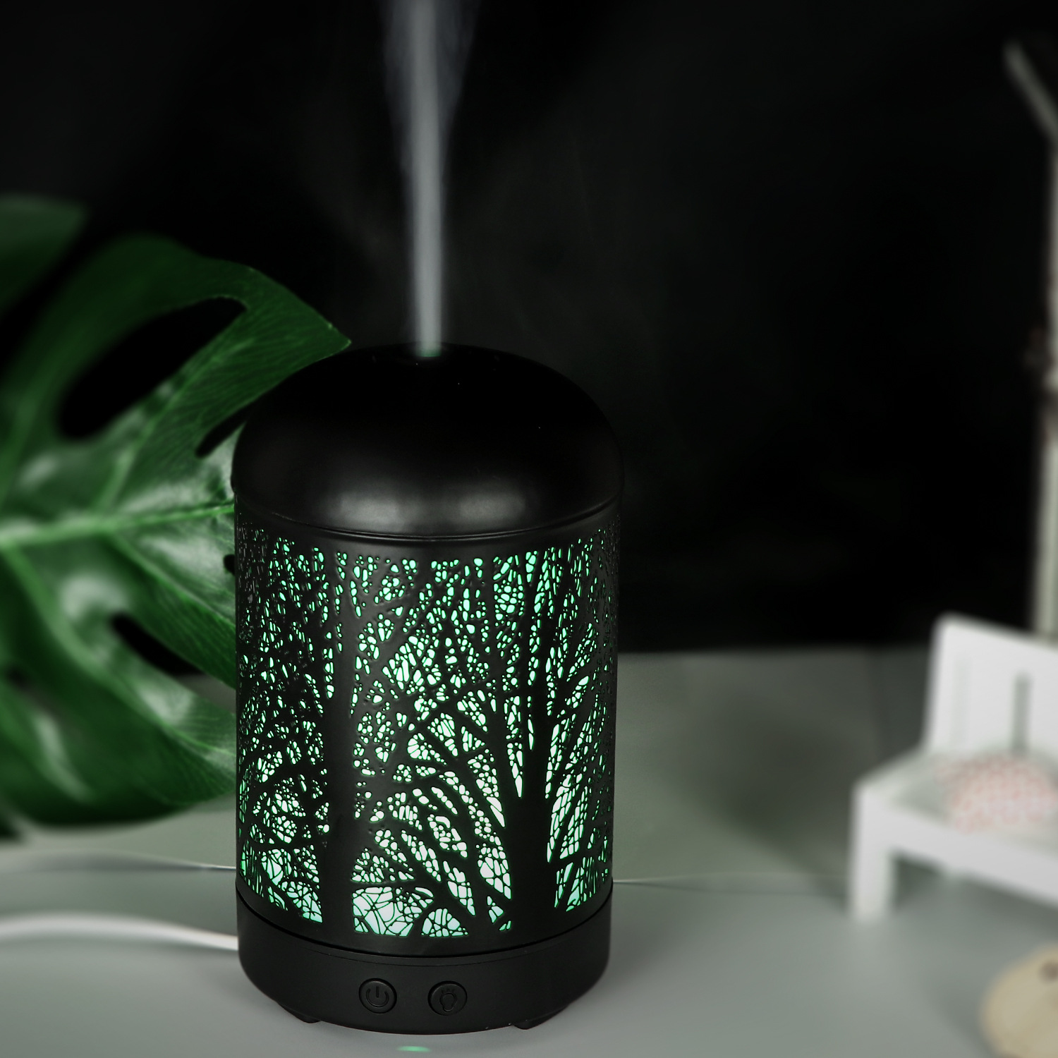 Wrought iron aromatherapy machine factory wholesale colorful night light hollow carved Ultrasonic Atomization essential oil aromatherapy humidifier