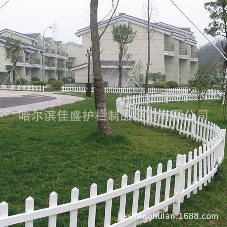 草坪护栏塑钢绿化隔离栏园林塑钢栅栏公园花坛栅栏 PVC草坪护栏