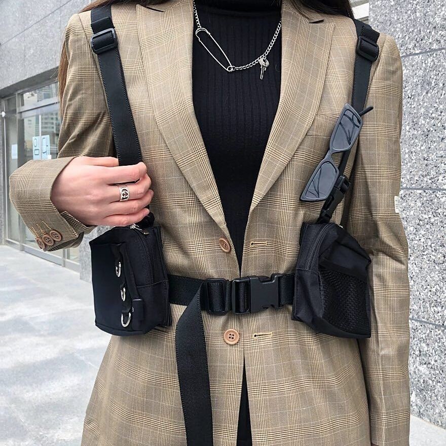 腰包男女潮牌腋下包新款多功能戰術挎包百搭運動多口袋時尚腰包