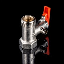 ���l��ˮ��С�N���yй���y�M��ˮ�p���y�����y�S�~0.7���l