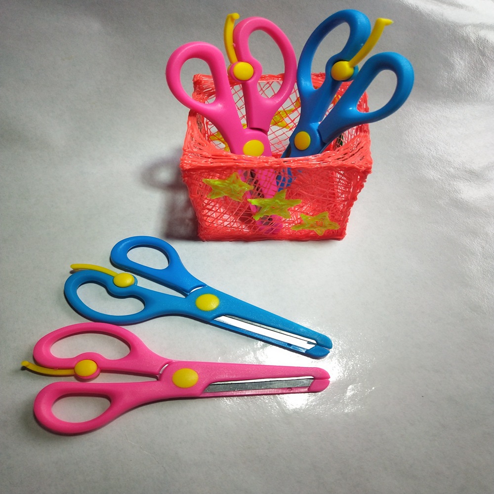 Children's elastic scissors, shovel for early age, protective hand cream, handmade, 3D printing