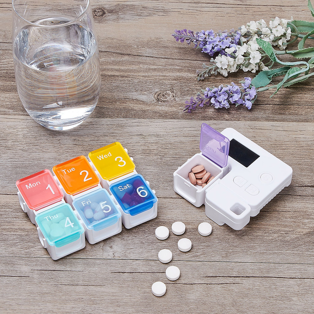 便携分格分装药盒  智能定时提醒电子药盒 药品药片药丸收纳盒