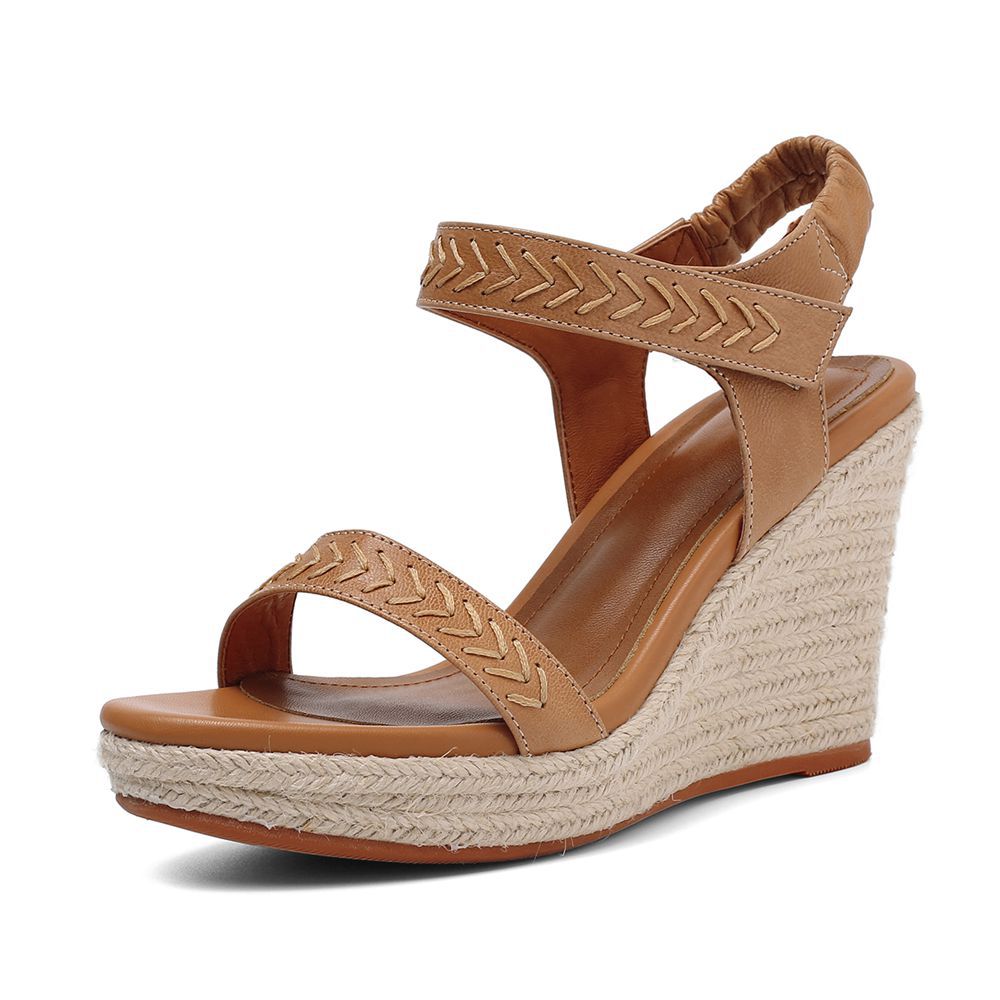 Sandal nữ đế xuồng dệt rơm da bò quai ngang khóa chữ — Màu nâu