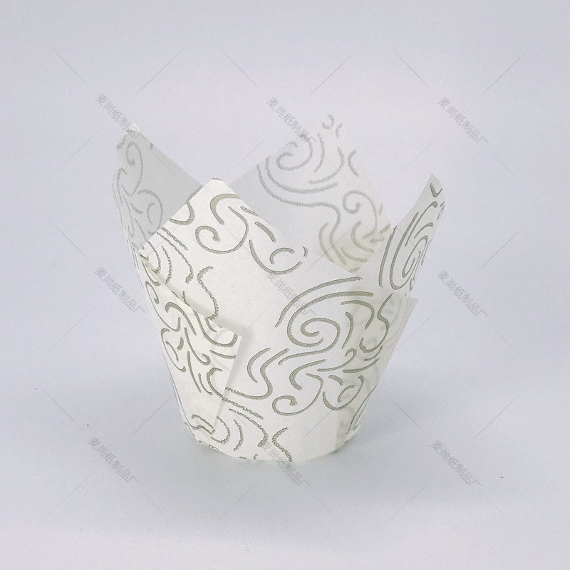 Grado Alimenticio resistente a altas temperaturas medio Cupcake fondo negro letras blancas hornear pan muffin taza de papel Personalización la fábrica