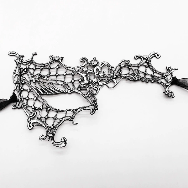 Holding lace — Silver Big Diamond Eye