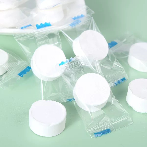 Disposable mini compressed towel face towel wet wipes baby care face camping catering compressed cleansing towel