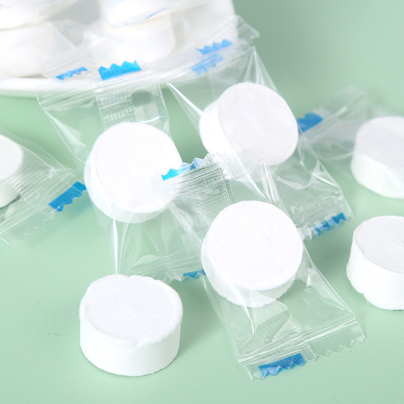 Disposable mini compressed towel face towel wet wipes baby care face camping catering compressed cleansing towel