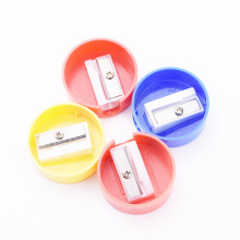 厂家供应圆形卷笔刀 塑料单孔简易卷笔器 多种颜色可供选择