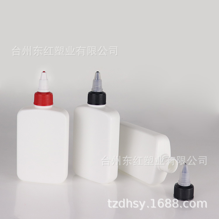 厂家批发 100mlPE尖嘴扁瓶 挤压尖嘴瓶 擦车瓶子 pe尖嘴瓶