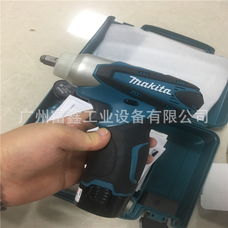 日本makita牧田电动工具充电式电动扳手:电动扳手TW100DWE