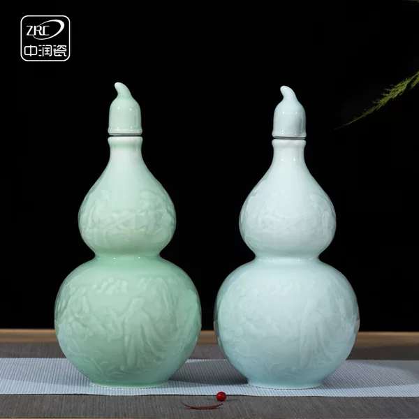 Ancient style ceramic gourd wine bottle empty bottle 1 Jin celadon carved small wine pot household sealed liquor jar