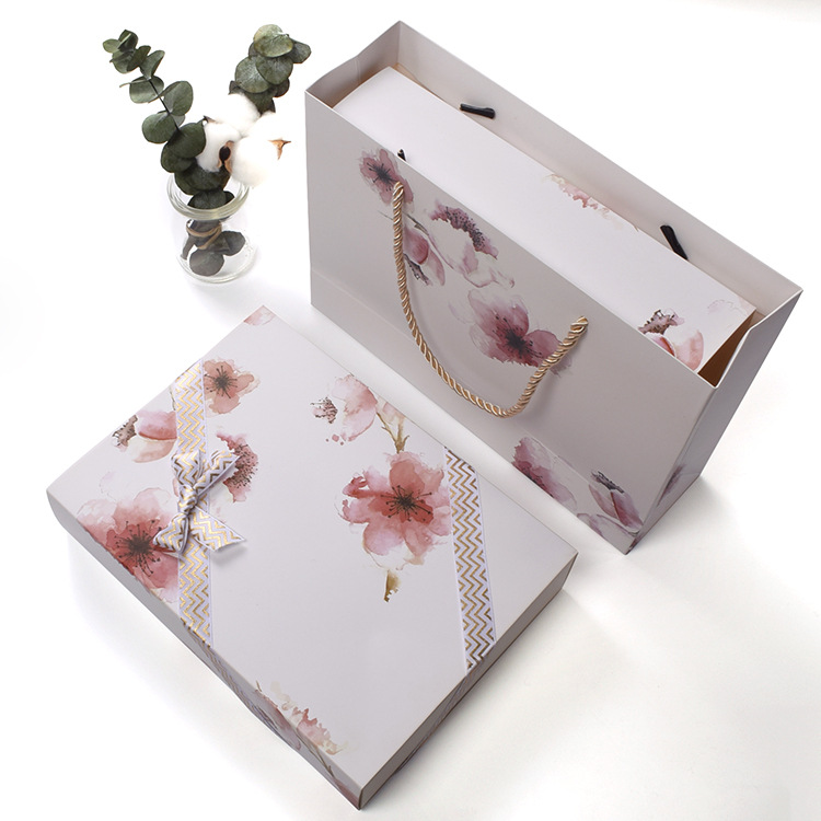 月饼盒蛋黄酥包装盒现货雪花酥牛轧饼干包装盒花草茶喜糖包装礼盒