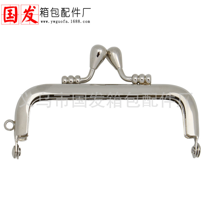 Nuevo en stock: 8.5cm cuadrado brillante sin agujeros piezas de automóvil cabeza de brote de oro cabeza de viscosidad bolso hardware