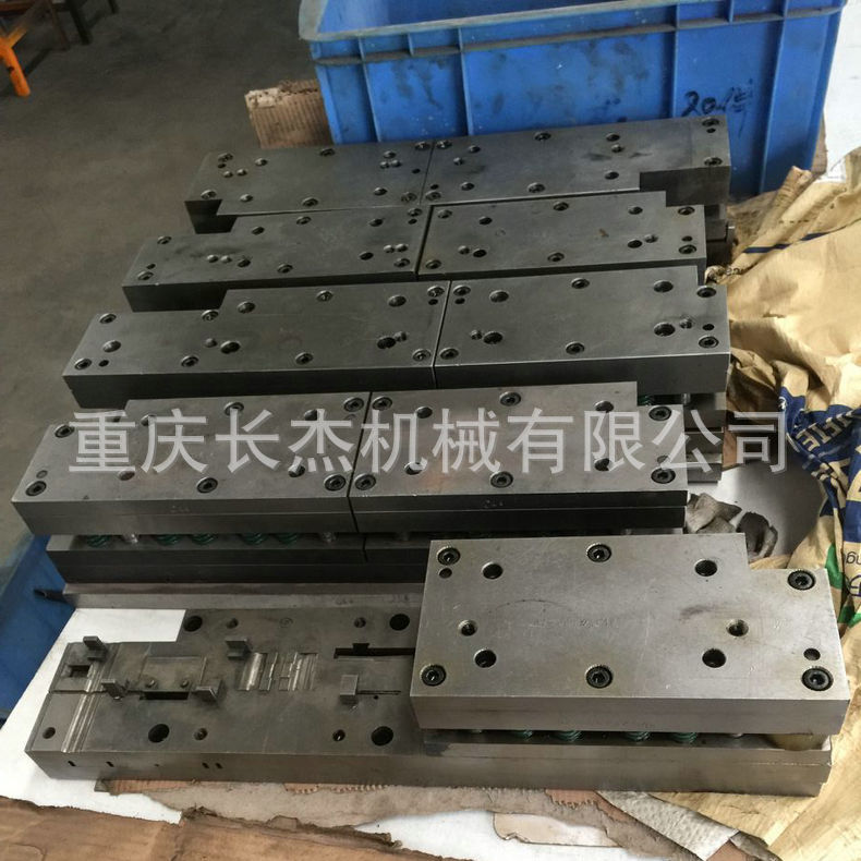 供应五金连续模具 电机产品连续模具 自动成型连续模具