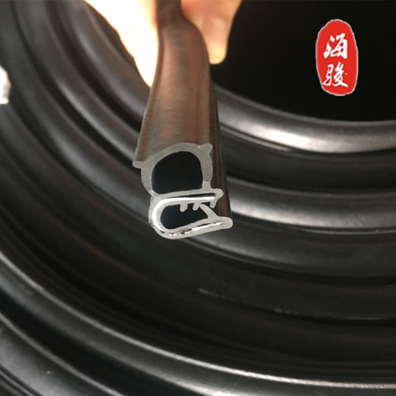 供应耐油高温密封条 三复合丁腈橡胶密封条