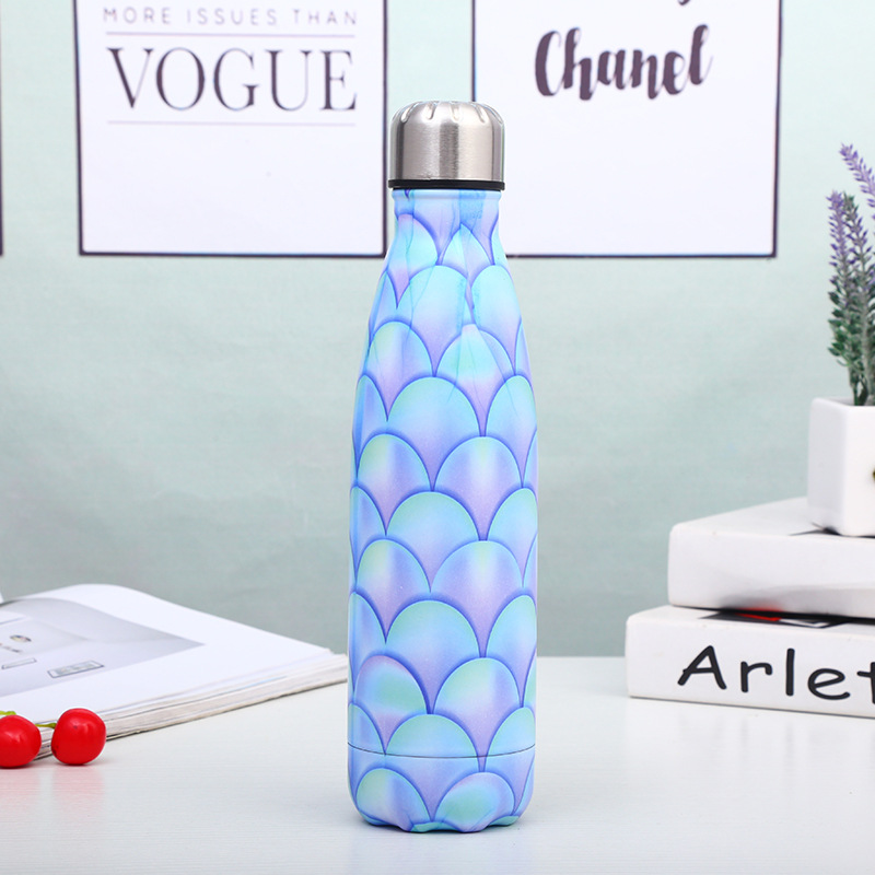 Nueva botella de coque de acero inoxidable creativo patrón de escala de pescado rayado taza de vacío de comercio exterior moda deportes taza de agua al aire libre al por mayor