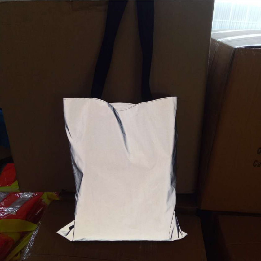 厂家直销 高亮银白色反光包 反光购物袋 幻彩反光手提包 批发