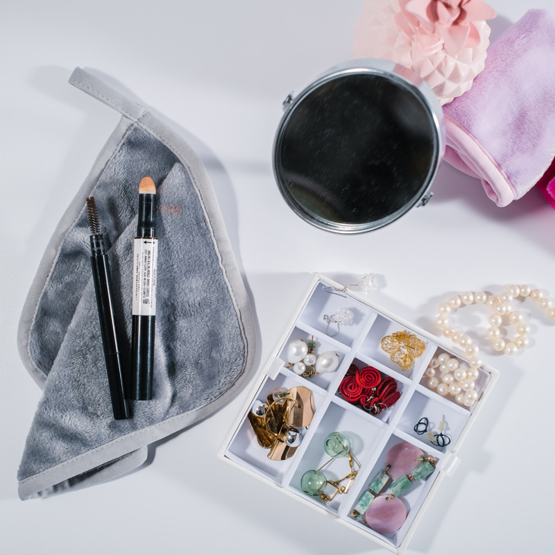 cleansing-and-makeup-remover-towel-square-shaped-water-beauty-velvet-cleaning-towel cleansing-and-makeup-remover-towel-square-shaped-water-beauty-velvet-cleaning-towel