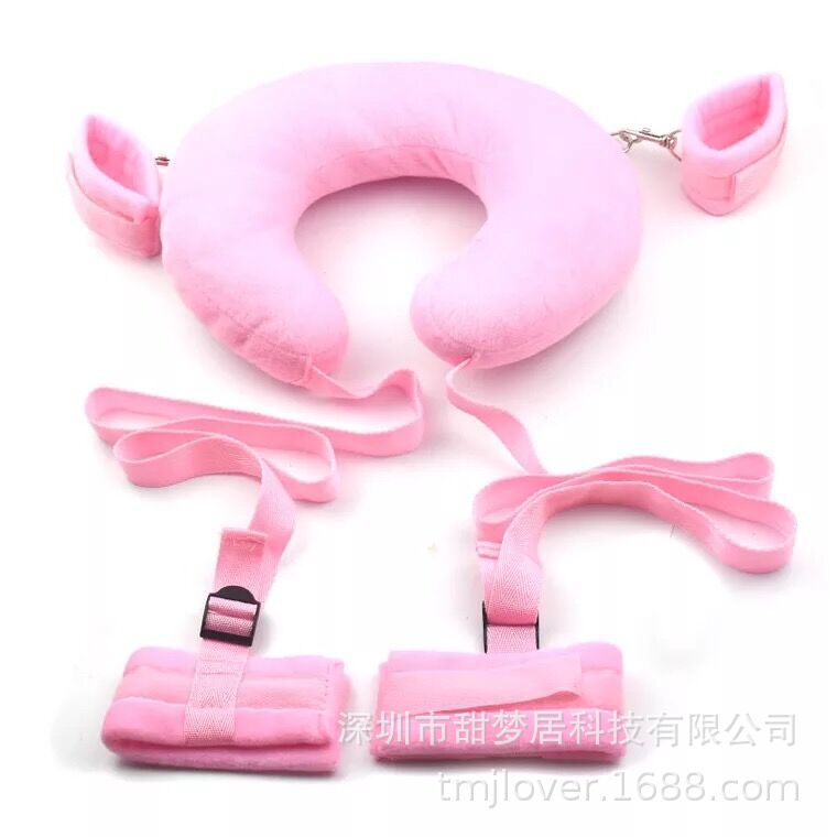 Sponge pillow for adults