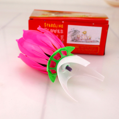 Manufacturer wholesale electronic lotus birthday music candle party cake will bloom single layer small english lotus candle