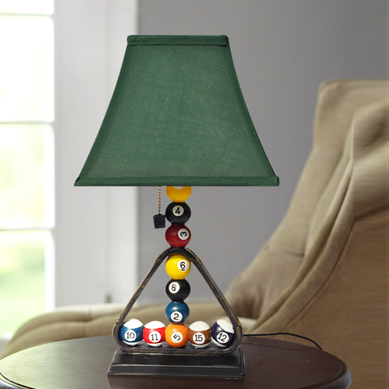 Creative personality billiards table lamp bedroom bedside lamp modern simple boy gift gift study book table ball decoration