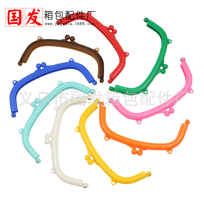 Precio especial: 16cm arco de plástico oro 16MM arco de resina de color caramelo oro 10 colores opcionales
