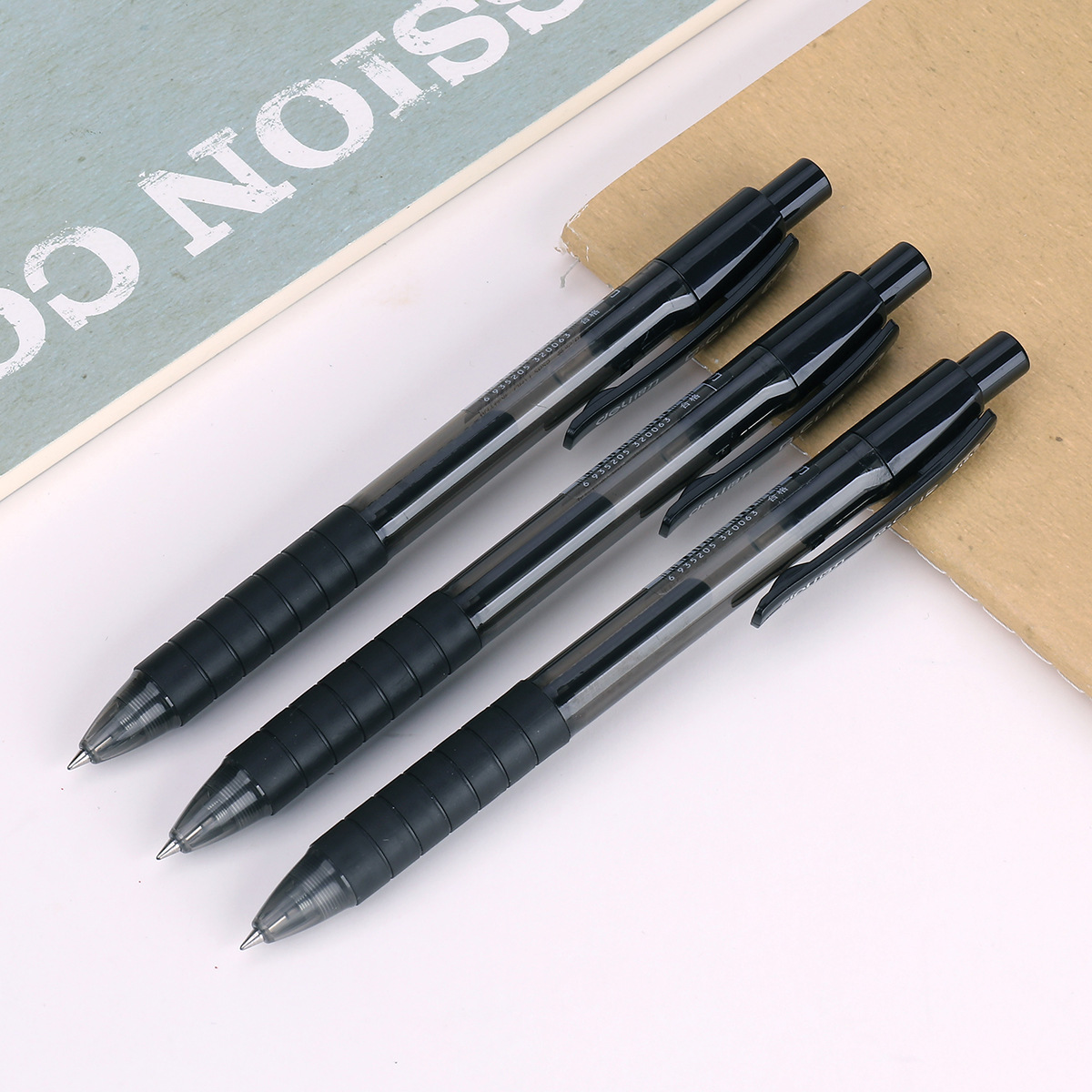 Deli S06 Sida push gel pen 0,5mm estudiante firma pluma negro agua pluma bala Oficina papelería