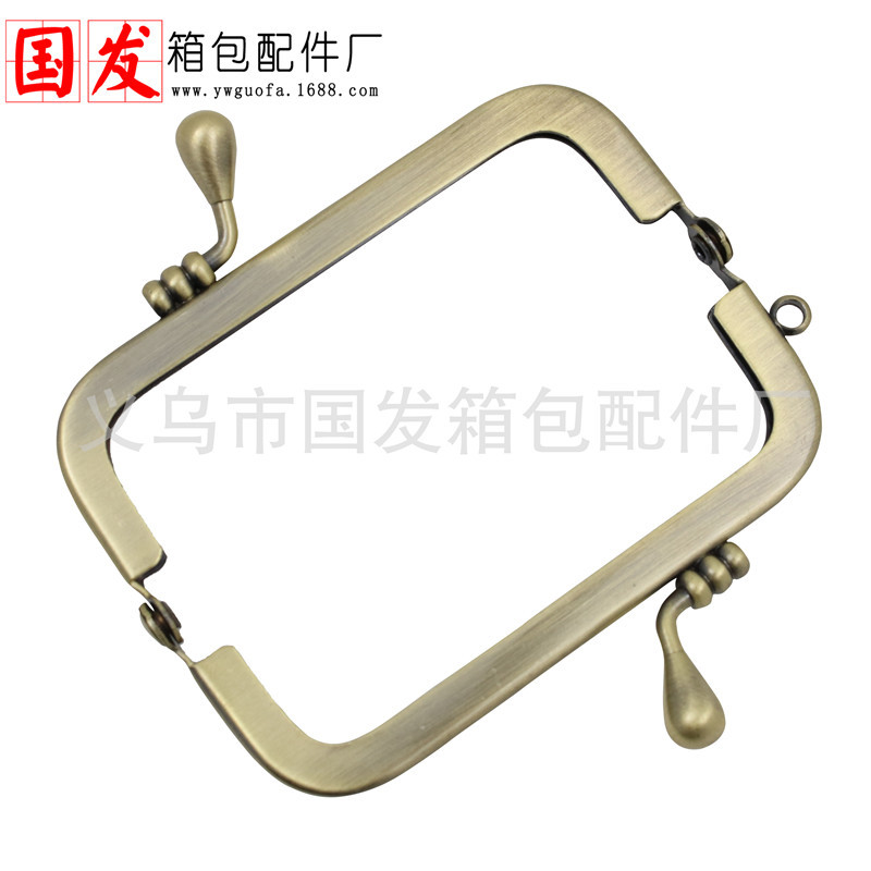 Nuevo en stock: 8.5cm cuadrado brillante sin agujeros piezas de automóvil cabeza de brote de oro cabeza de viscosidad bolso hardware