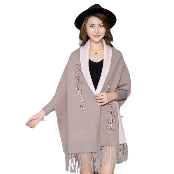 Demi-season scarf