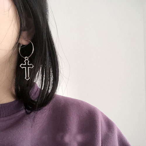 Punk Rock Dark Girl Hollow Cross Earrings, Personality Retro Earring Drops