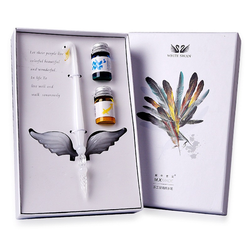 Directo de fábrica hecha a mano de vidrio DIP traje de la pluma caja de regalo de color Cisne tinta firma pluma de prueba de color cómico