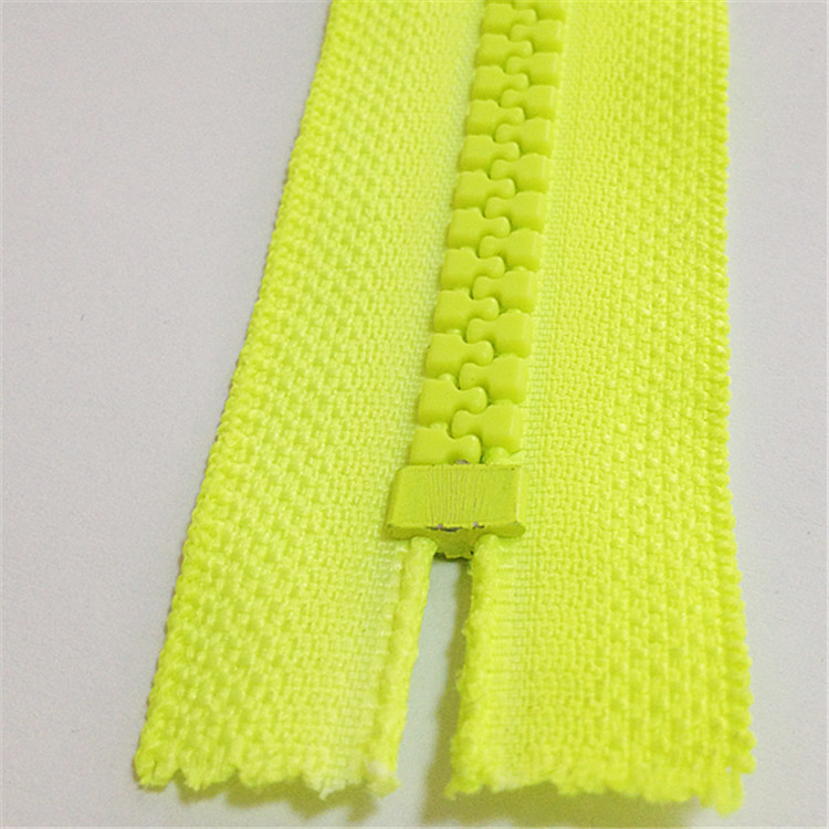 Wholesale Resin Zipper No. 3, No. 5, No. 8 Resin Plastic Fluorescent Zipper with Plastic Head, Direct from Manufacturer Wholesale Resin Zipper No. 3, No. 5, No. 8 Resin Plastic Fluorescent Zipper with Plastic Head, Direct from Manufacturer