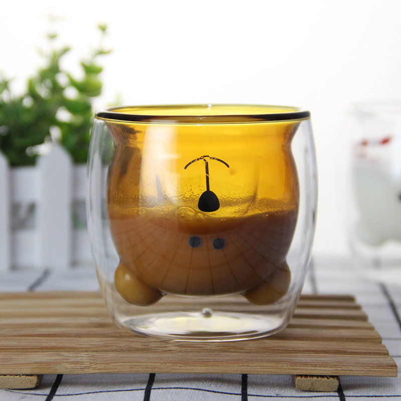 Creative cartoon coffee glass, with little bears