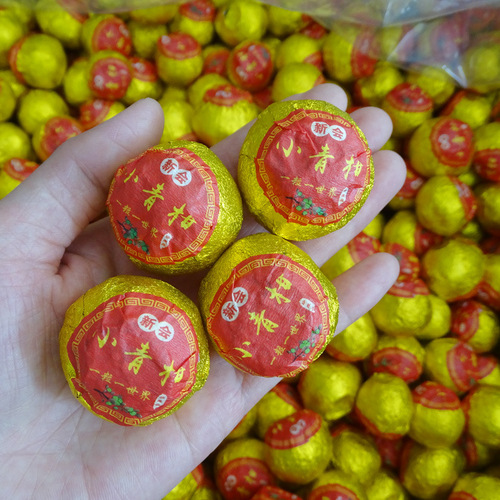 A large amount of wholesale Xinhui specialty small green tangerine tea, sun-dried green peels, small green tangerines, imperial Pu-erh tea leaves are available for dropshipping.