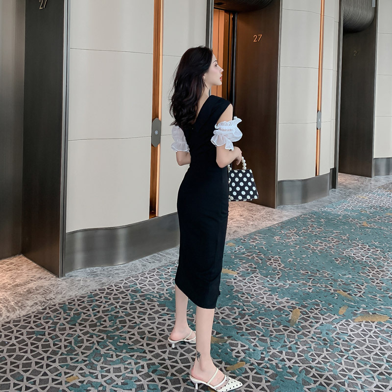 Đầm ôm body nữ kiểu Hepburn xẻ tà — Màu đen
